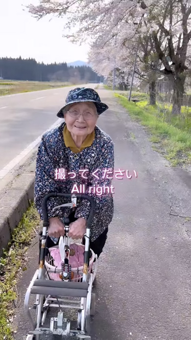 福島 撮影 桜 花見 おばあちゃん 91歳 再会 写真 渡す フォトグラファー