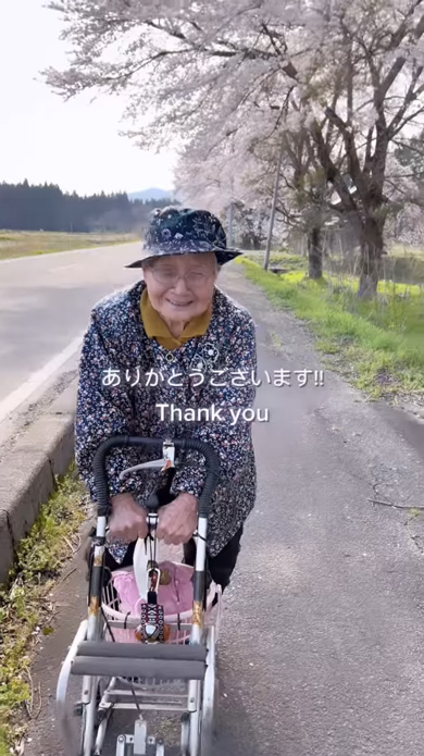 福島 撮影 桜 花見 おばあちゃん 91歳 再会 写真 渡す フォトグラファー