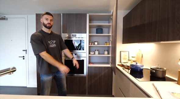 ロンドン　高級マンション