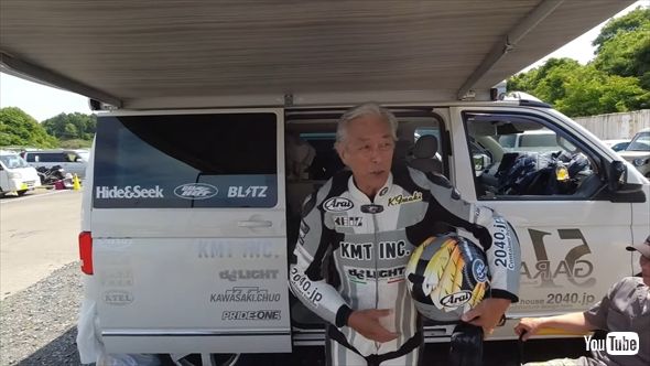 73歳でサーキットを快走する岩城滉一