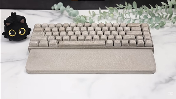 コンクリートでキーボード作り