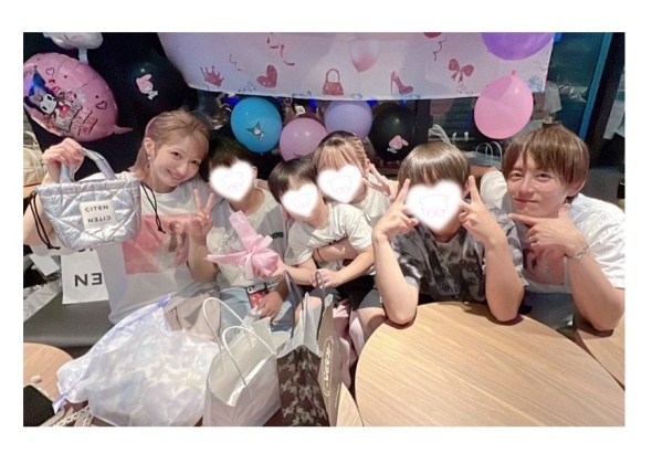 家族での誕生日会の様子
