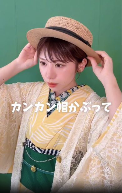 仕上げに小物をプラスします