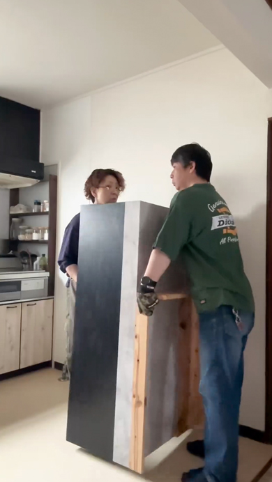 ボロボロの床をリノベーション