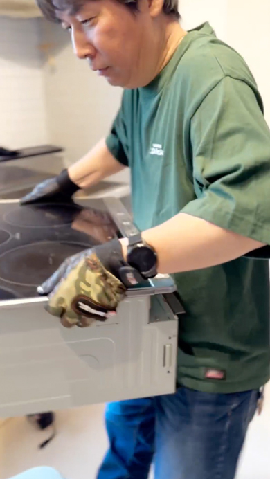 ボロボロの床をリノベーション