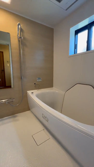 築64年の家をリノベ・お風呂（アフター）