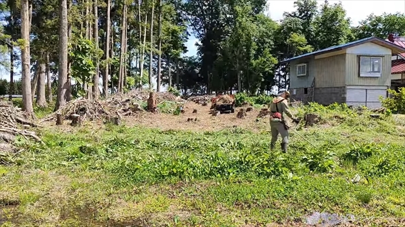 90万円で購入した敷地1500坪の古民家