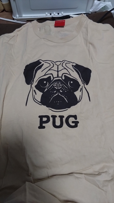 Xで話題のパグTシャツ
