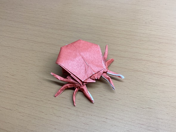 折り紙でマダニを作った