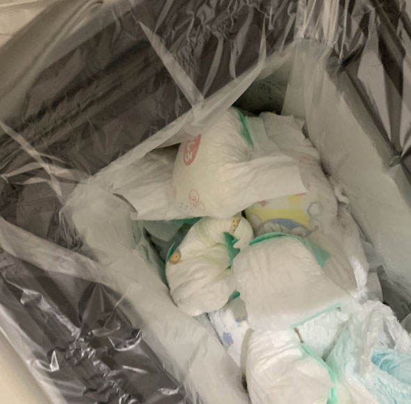 冷凍ごみ箱・中身