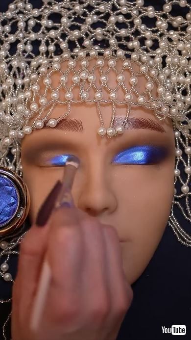 マネキンにメイクしてみた