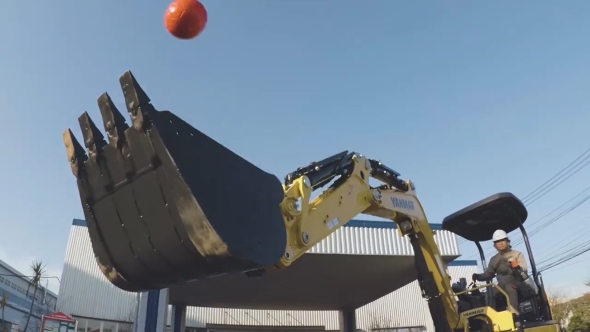 上にボールを上げています