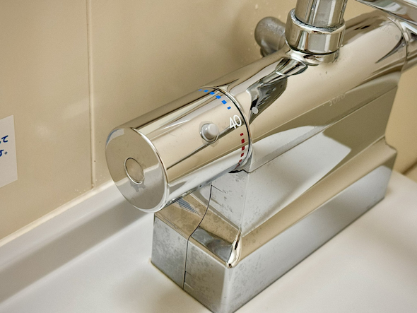 バスルームの水栓