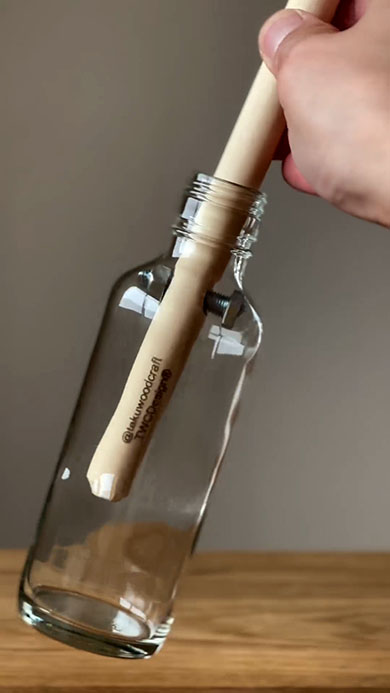 ボトルの中でボルトが締まったところ