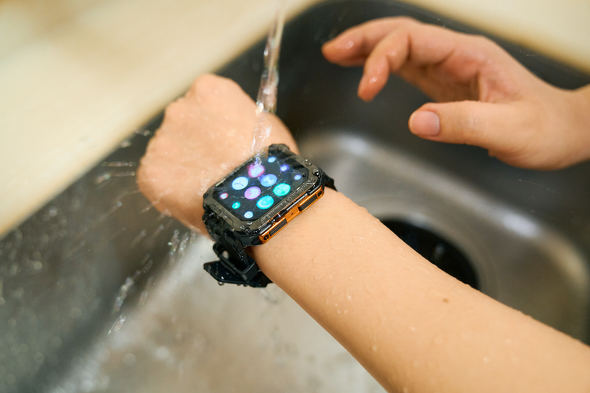 ゲオ　スマートウォッチ TOUGH