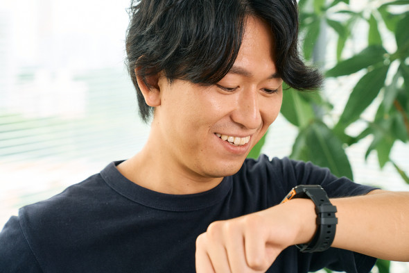 ゲオ　スマートウォッチ TOUGH