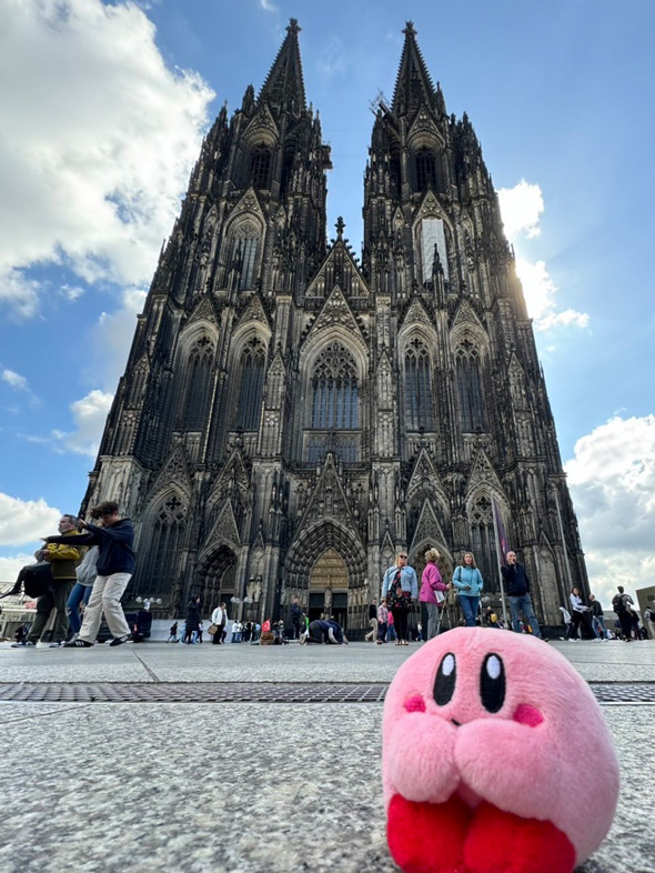 叔母 ドイツ 海外 出張 写真 カービィ ぬいぐるみ 一緒