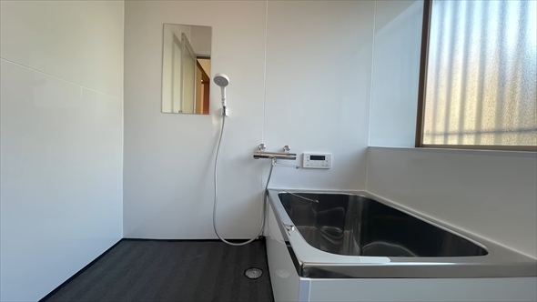 70万円で購入した戸建ての浴室を4万円でリフォーム