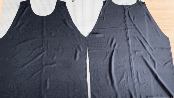 喪服着物をジレにリメイク