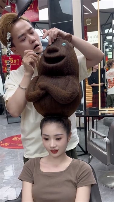 とんでもないクマの髪形
