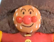 アンパンマンのパンを切ったら……