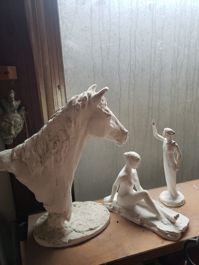 池山栄一さんの彫刻作品