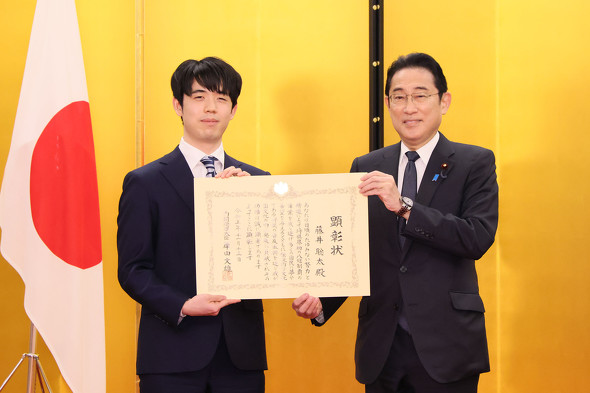 藤井聡太王位 おやつ