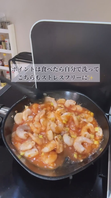 置き弁当メニューのエビチリ