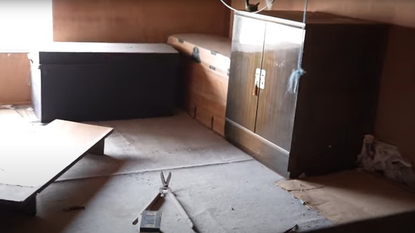 古民家のデカすぎる箱を開封