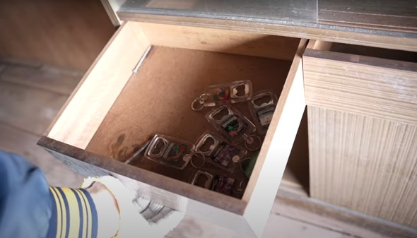 古民家のデカすぎる箱を開封