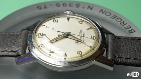 修復完了した時計