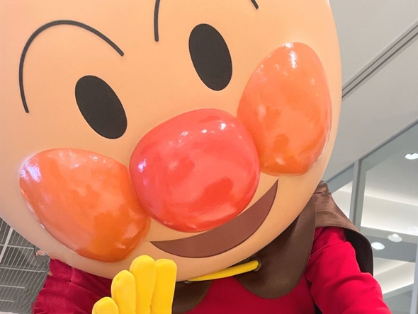 アンパンマンを無視する娘