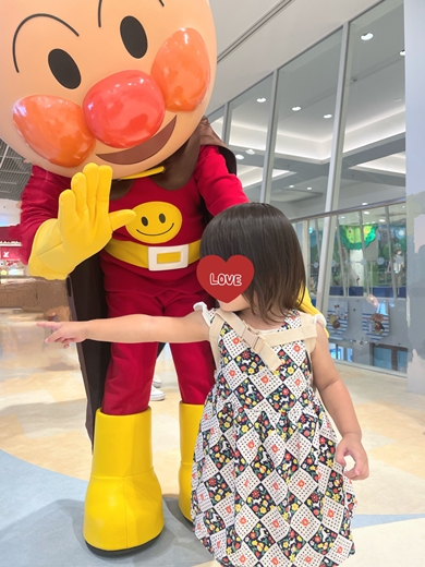 アンパンマンを無視する娘