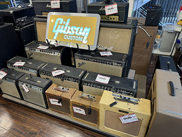 ハードオフ吉祥寺店の店内・アンプ