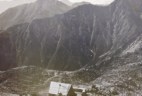 Xで特定成功した叔父が残した山の写真