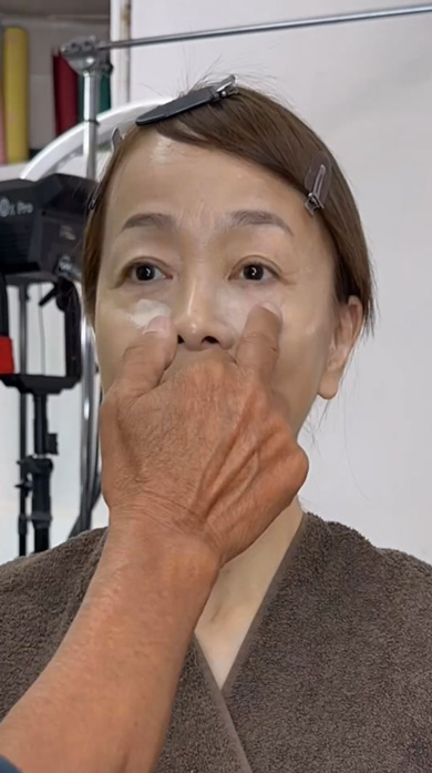 60代女性ヘアメイクビフォーアフター