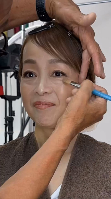 60代女性ヘアメイクビフォーアフター