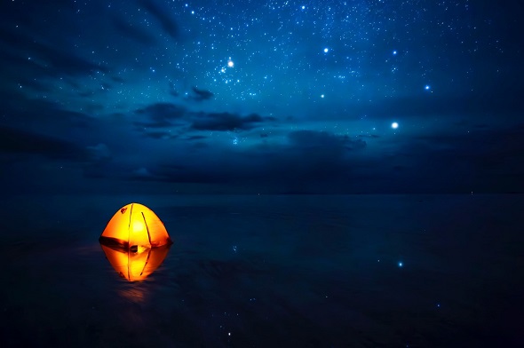 40日間テントを張って1人でウユニ塩湖に張り込む様子