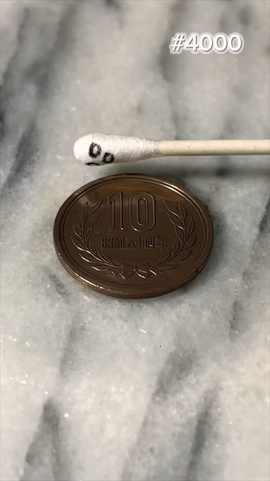 古びた10円玉をピカピカに磨く動画