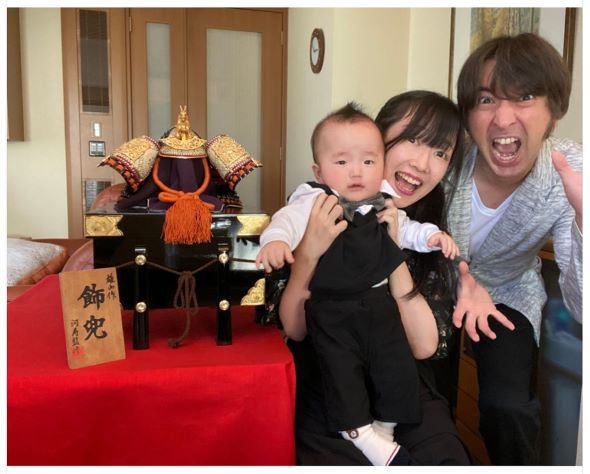 第一子の誕生を報告する黒田さん