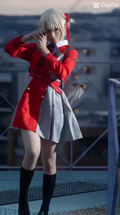 女子校の王子がコスプレに目覚めた結果