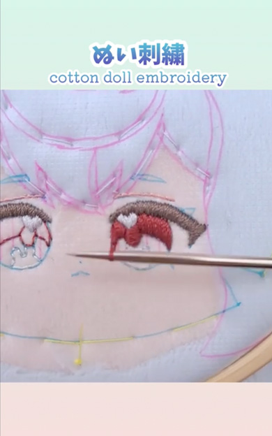 キャラクターの顔を刺繍