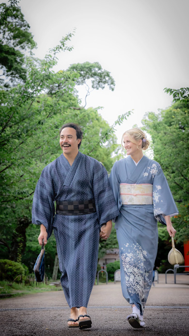 外国人旅行者の着物姿を撮影