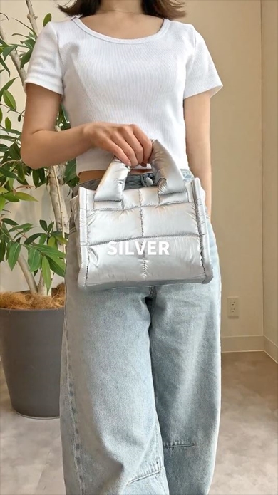 GUのパフミニショルダーバッグ