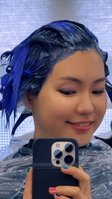 「インサイド・ヘッド」ヨロコビのヘアカラー