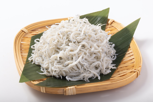 夫がお土産に買ってきたシラス