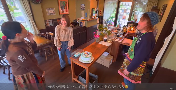 カフェでピアノを弾いていいか交渉