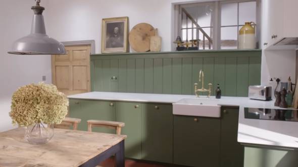 YouTubeチャンネル「My Tiny Estate」の投稿