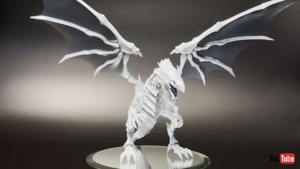 ブルーアイズ・ホワイト・ドラゴン