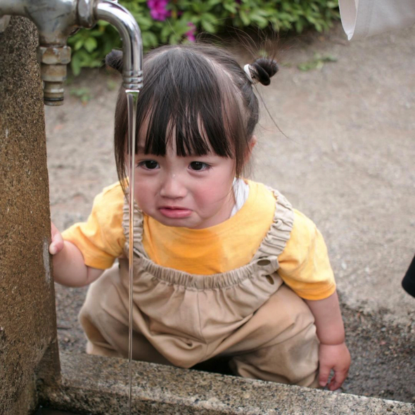 自分で水が出せなくて怒るイトちゃん